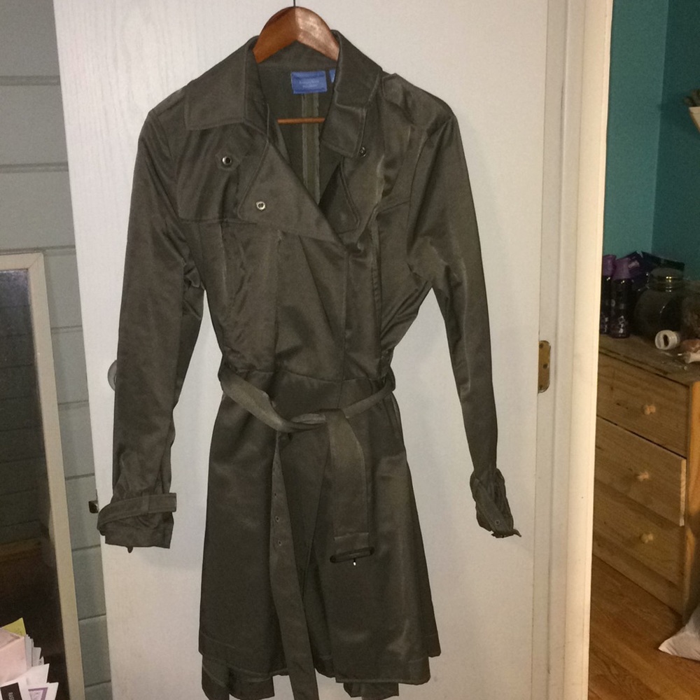Simply Vera Vera Wang olive trench coat in XL